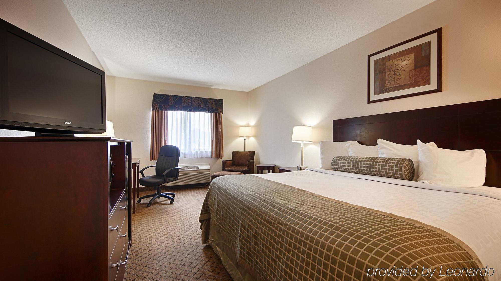 Baymont By Wyndham Hotel