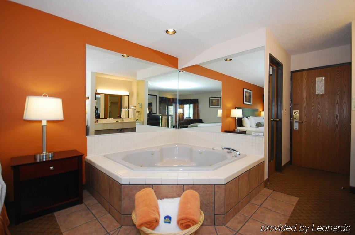 Baymont By Wyndham Hotel