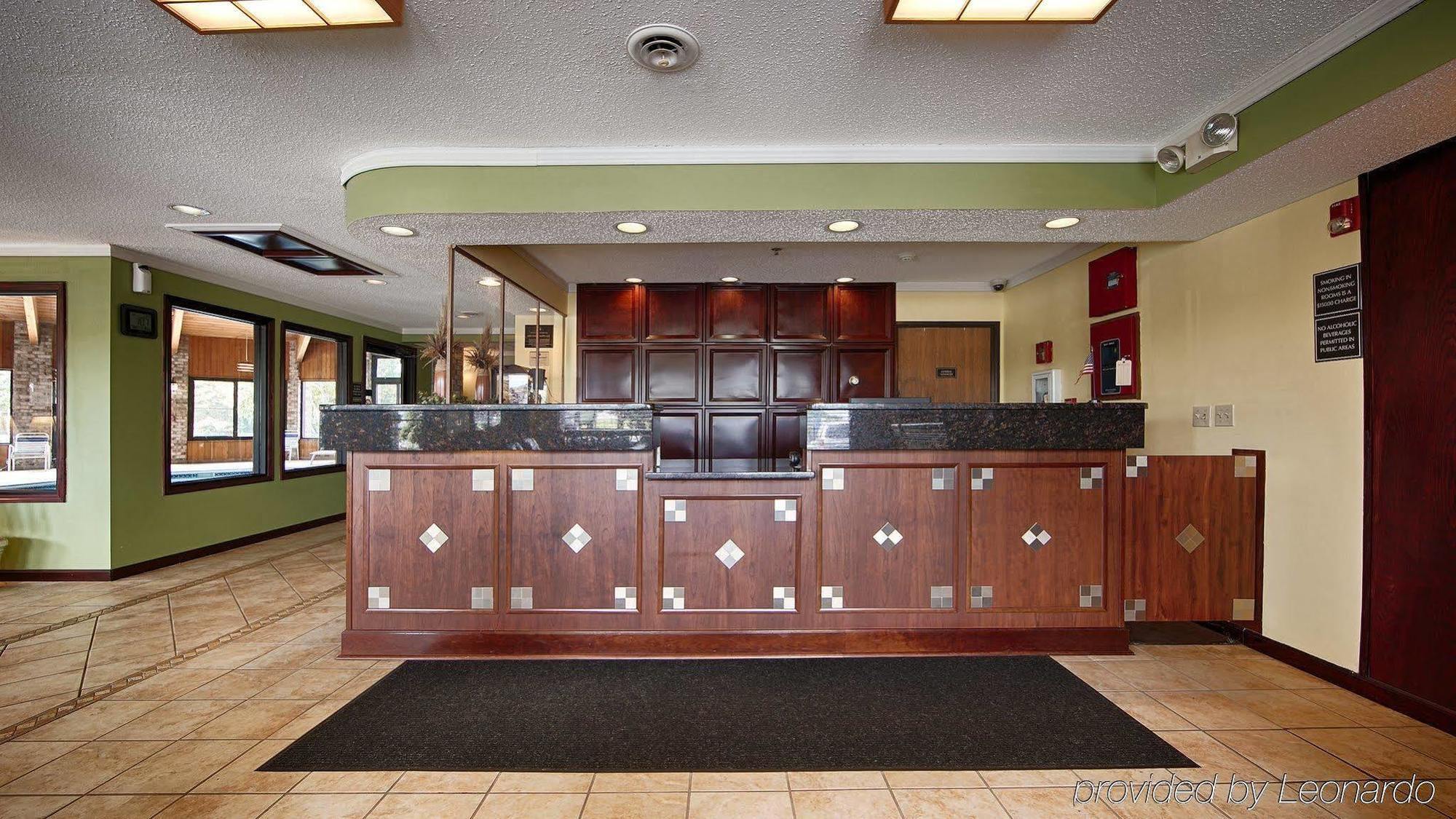 Baymont By Wyndham Hotel