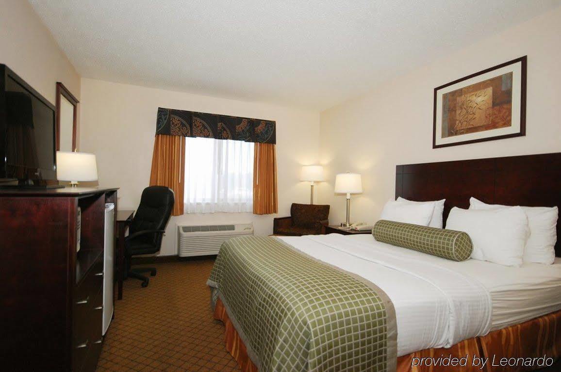 Hotel Baymont By Wyndham 3*
