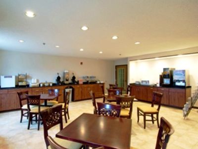 Baymont By Wyndham Hotel Delaware